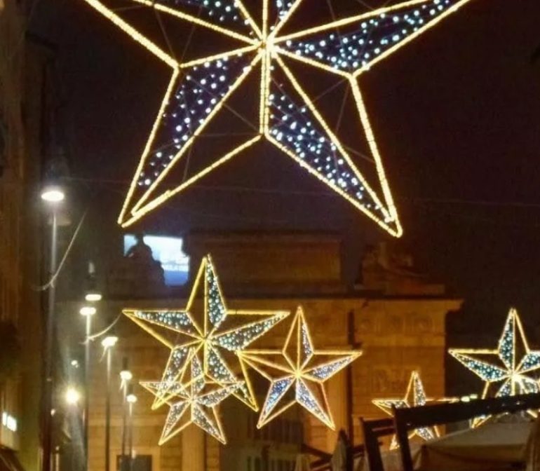 Консоль звезда в создании праздничного настроения