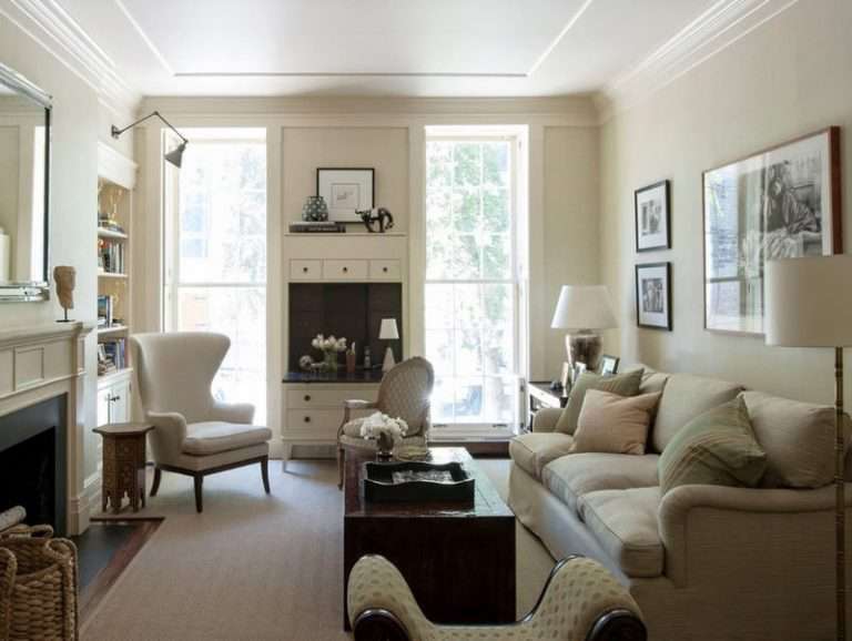 Как оформить интерьер гостиной с двумя окнами — особенности, советы по декорированию, фото идеи
