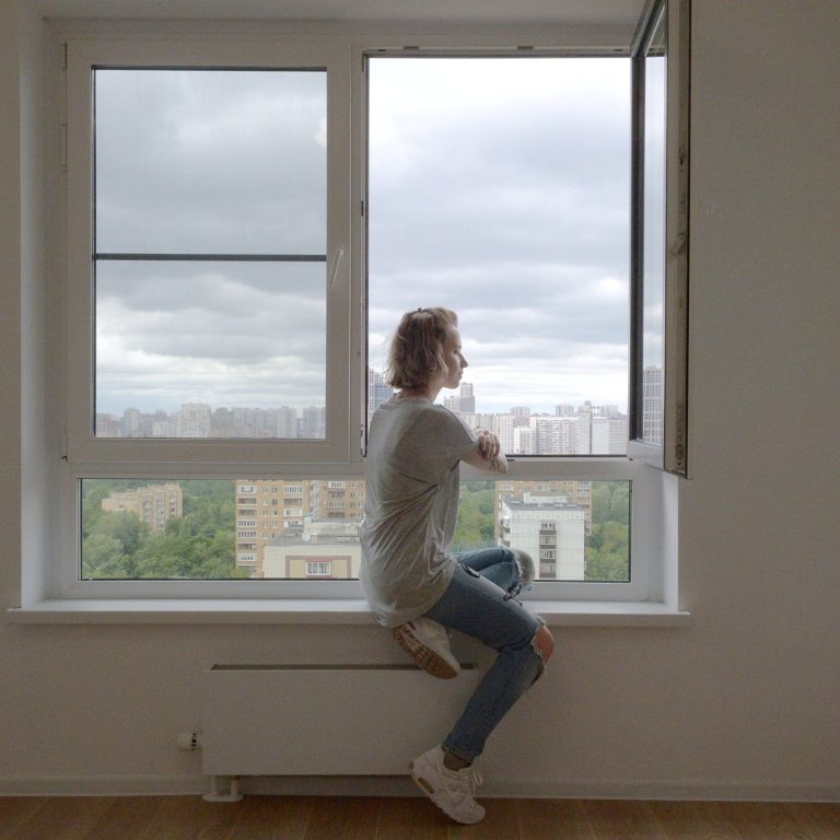 Эксперты объяснили газете «Известия», почему жилье скоро начнет дешеветь